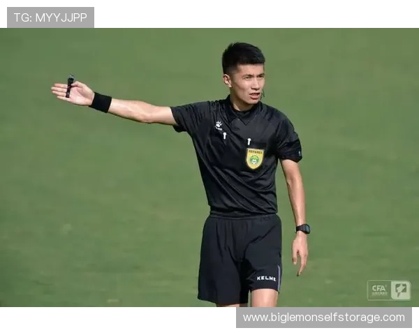 专访李伟：探索足球背后的成功秘诀与发展之路