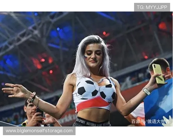 俄语足球明星热歌MV盘点与背后的故事揭秘