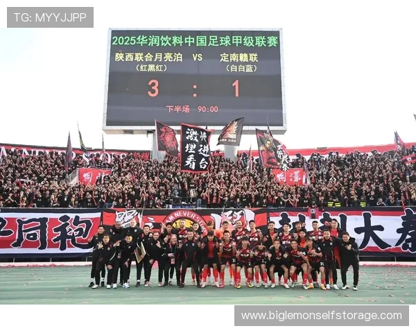 今天足球明星意外去世引发全球球迷的深切哀悼与追思