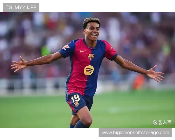 全球足球明星的名字与形象展示各国足球文化的魅力与风采