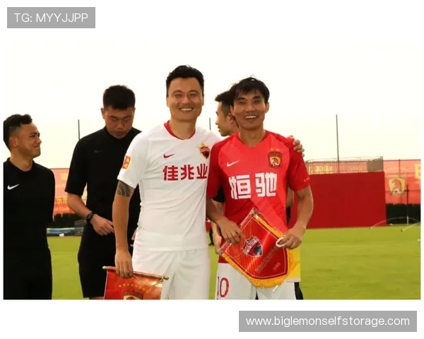 深圳乒乓球队团队协作引发热议球员间配合与默契成焦点讨论